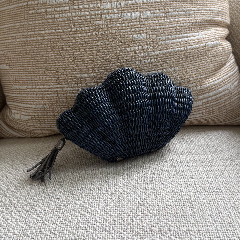 Kayu Jane Seashell Rattan Clutch in Navy